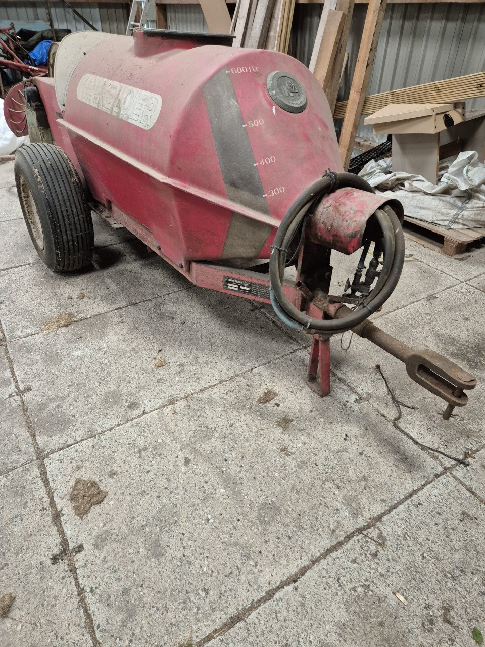 Spuitkar gratis tank
