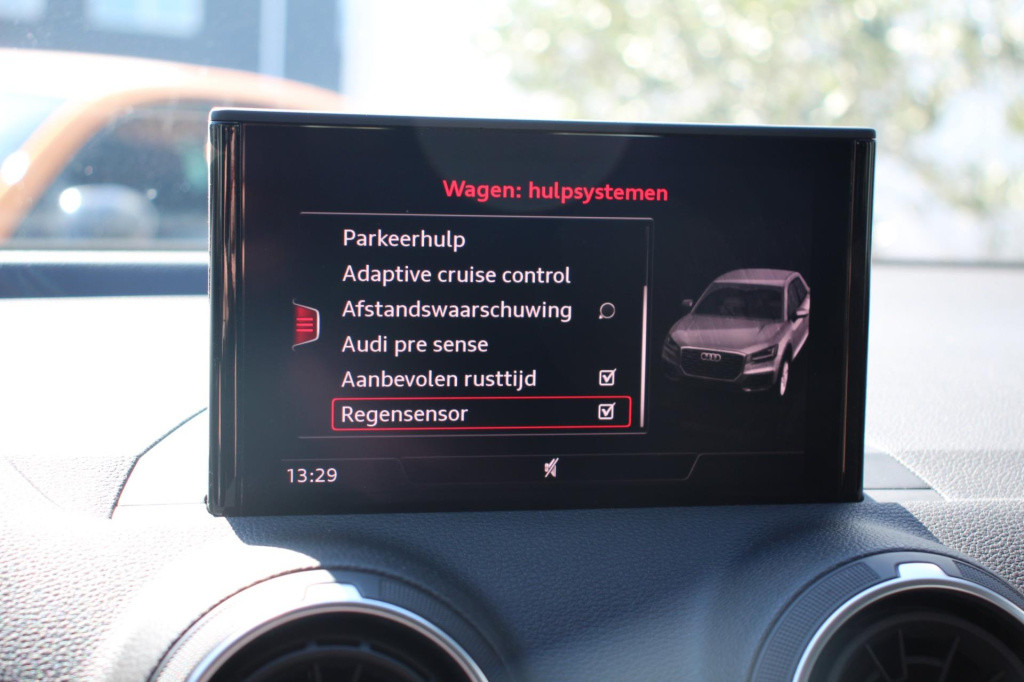 Audi Q2 1.4 tfsi sportline - automaat - acc - led - matrix - apple carplay 