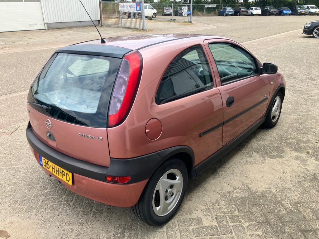 Opel Corsa 1.2-16v sport
