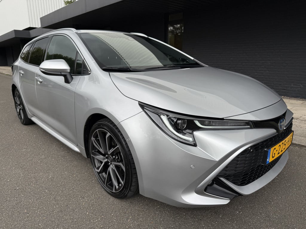 Toyota Corolla Touring Sports 2.0 hybrid executive // 185pk // jbl audio //
