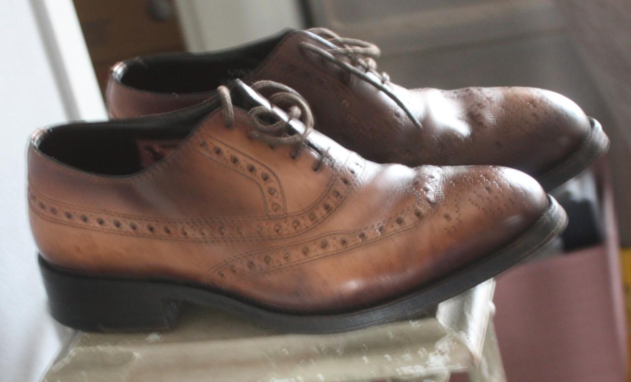 Bruine santoni maat 7.5