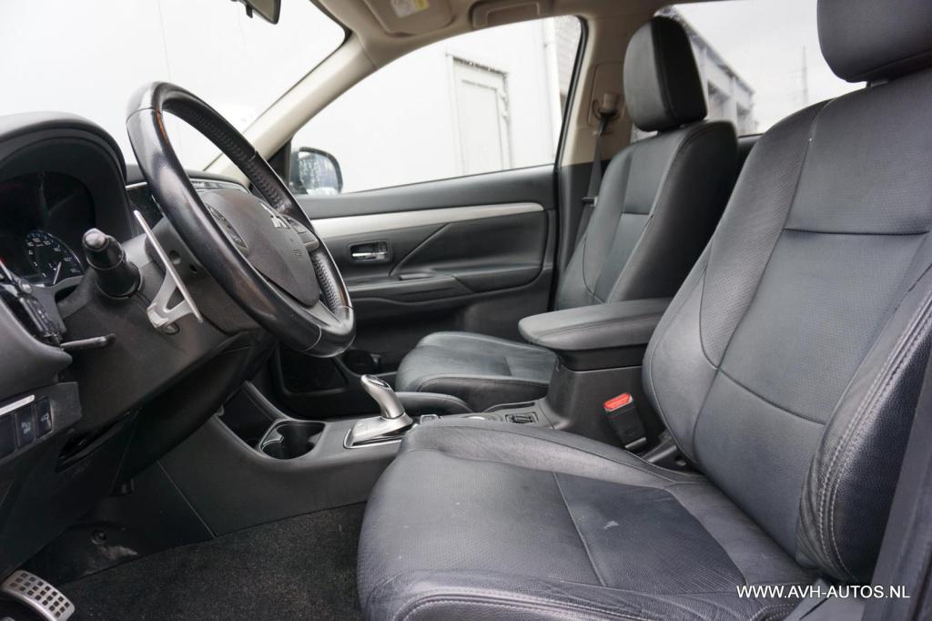 Mitsubishi Outlander 2.0 phev instyle