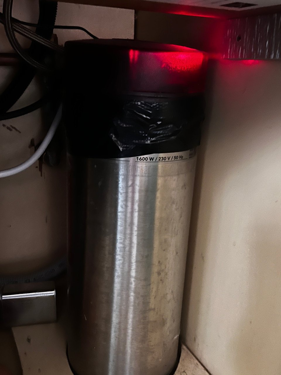 Quooker, keukenkraan en boiler  GERESERVEERD