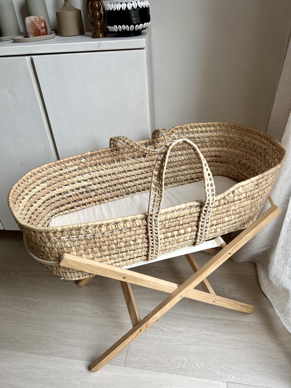 Ivy & Soof mozes mandje inclusief standaard wiegje