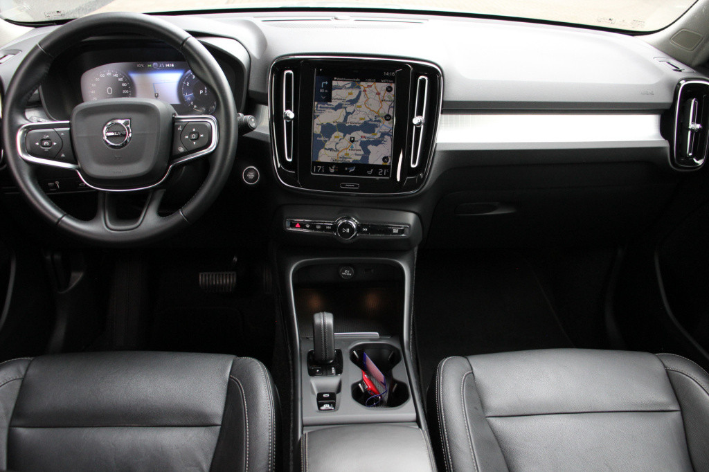 Volvo XC40 2.0 t4 awd scandinavian line | h/k | 360 camera | leder |