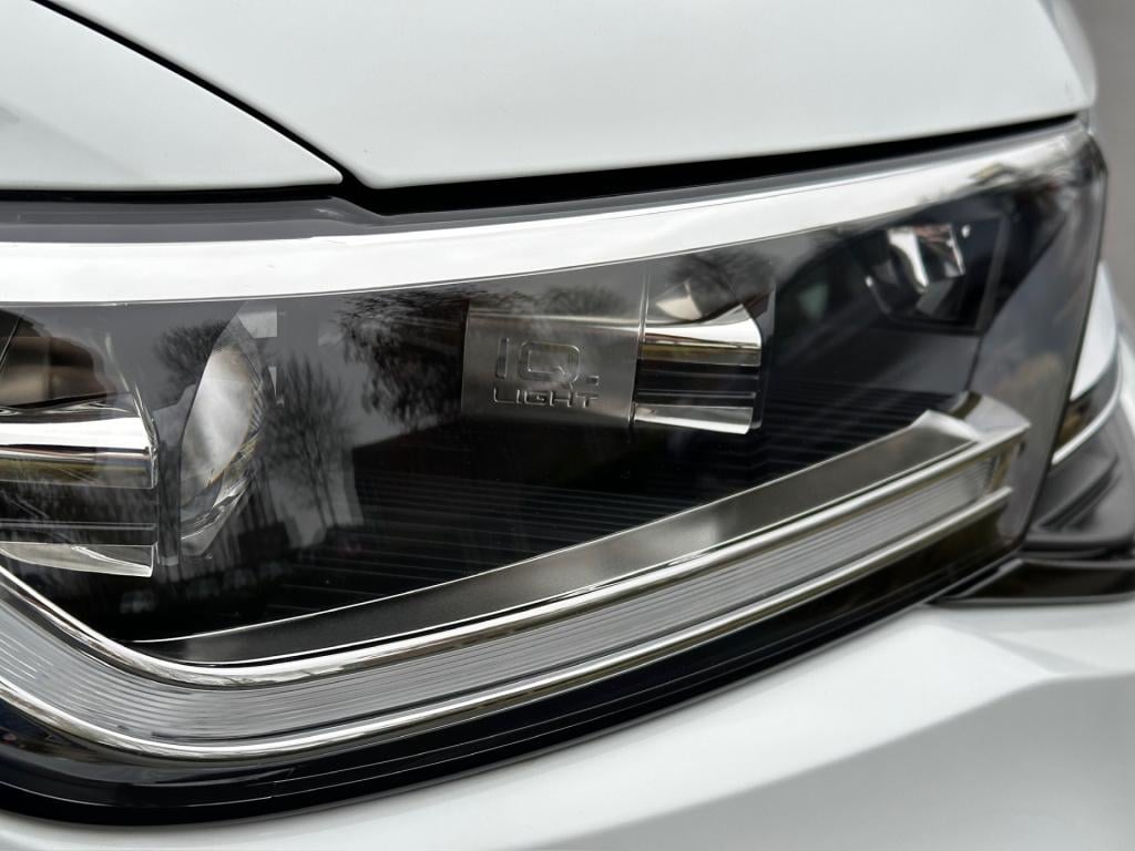 Volkswagen T-roc 1.5 tsi r-line | black style | panoramadak | 19 inch | cam