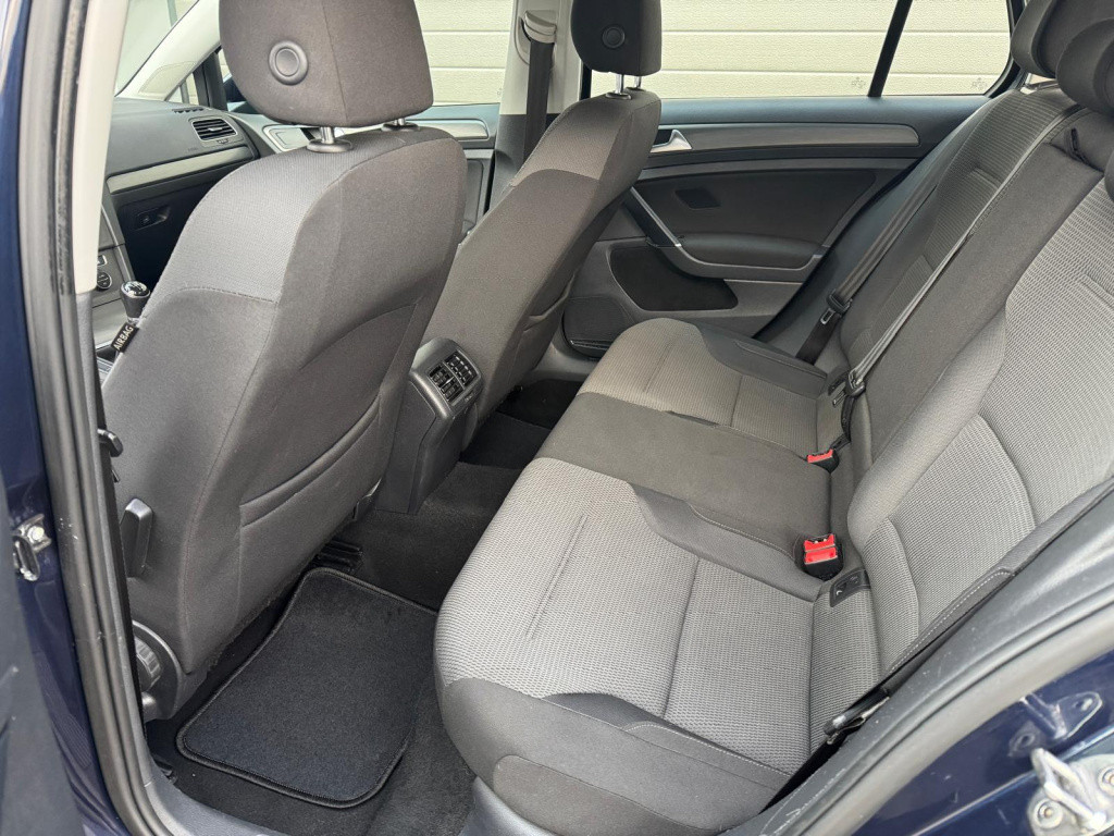 Volkswagen Golf 1.2 tsi easyline