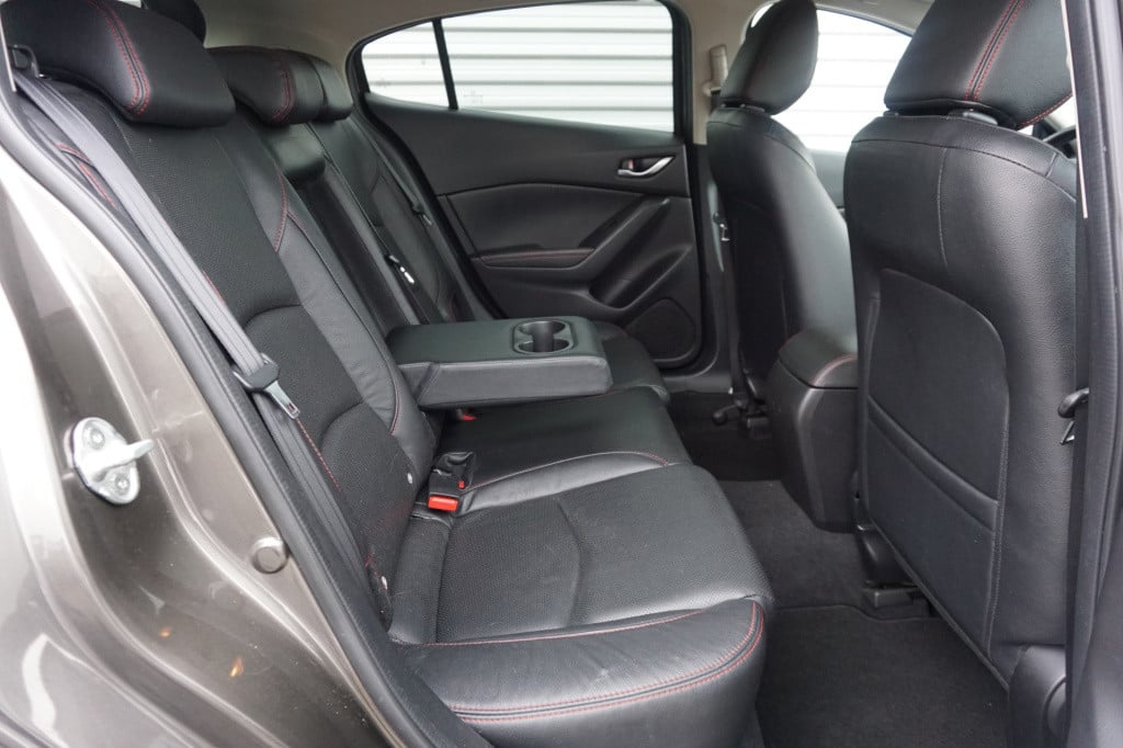 Mazda 3 2.0 gt-m climate / navi / cruise / stoelverw. / leder / trekhaak / 