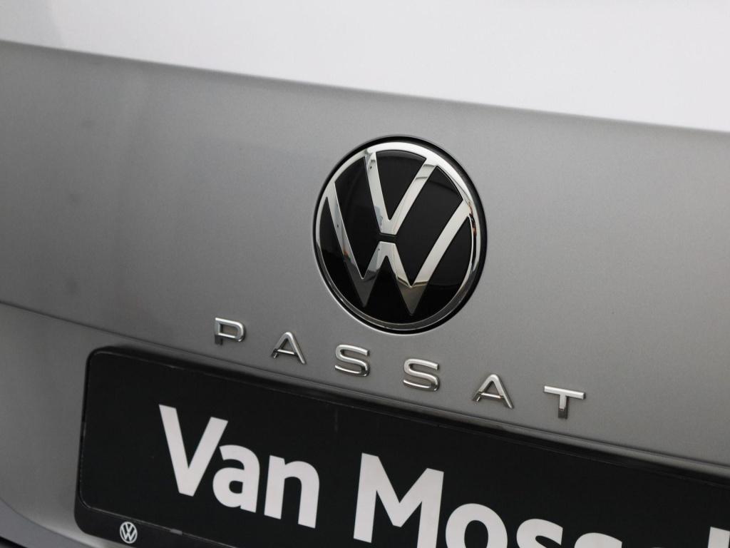 Volkswagen Passat variant 1.5 tsi business | automaat | lmv | parkeer senso