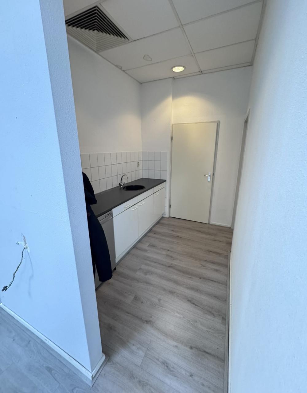 Bedrijfsruimte ruimte te huur 150m² Heinkenszand Dorpsstraat