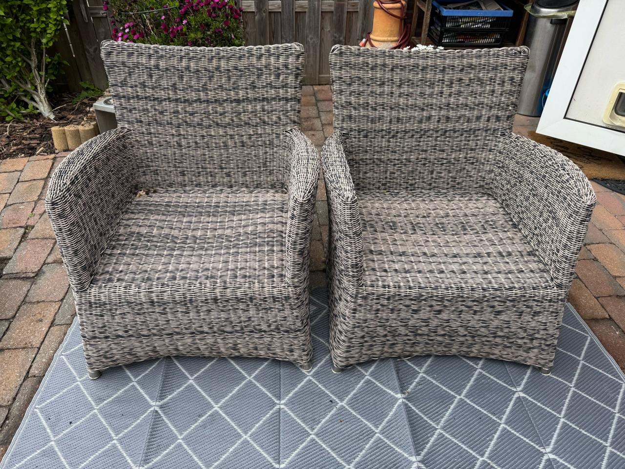 Tuinset bruin/beige.