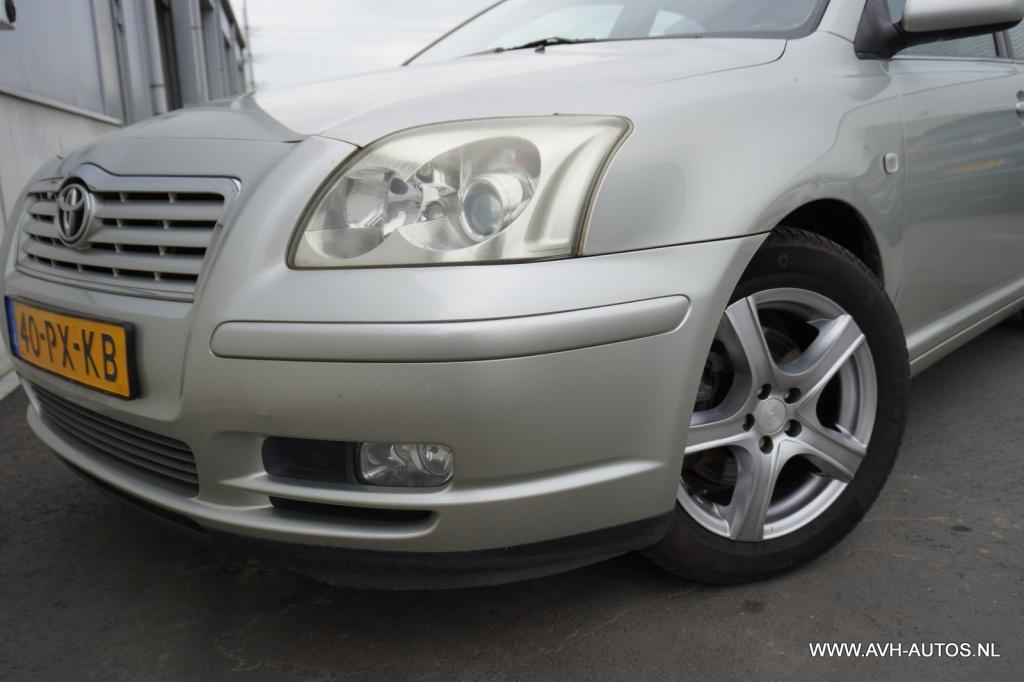 Toyota Avensis 2.0 vvti linea sol