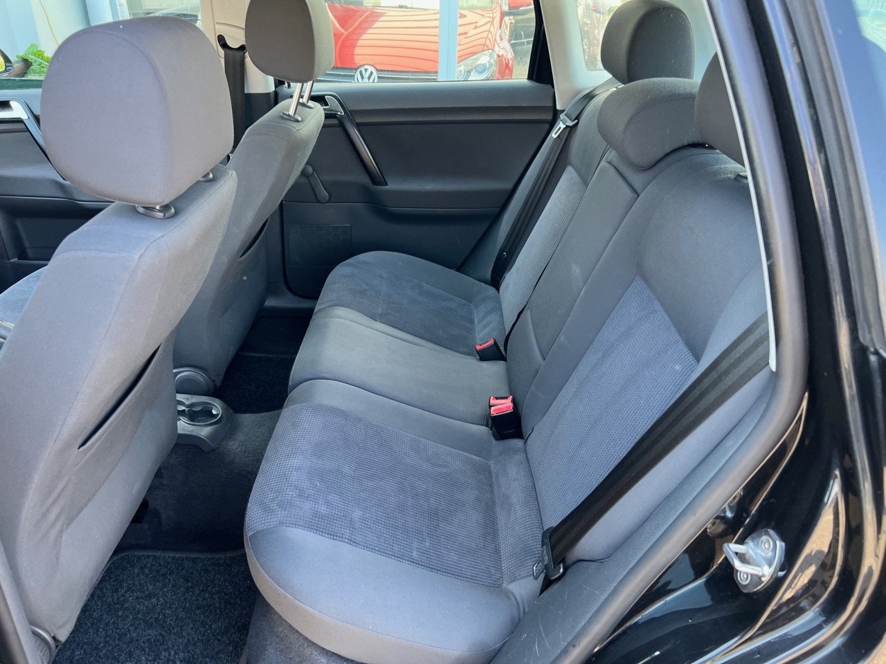 Zeer nette VW Polo uit 2005 met slechts 178.000 km APK Mei 2026