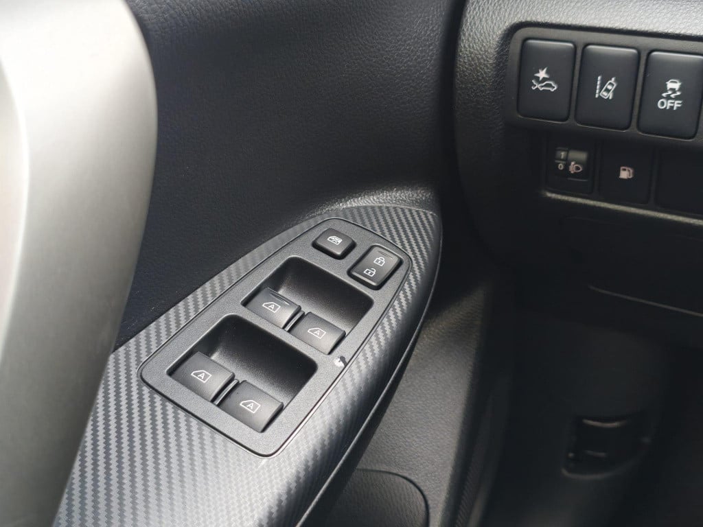 Mitsubishi Eclipse Cross 2.4 phev intense+ | navigatie | camera | stoelverw