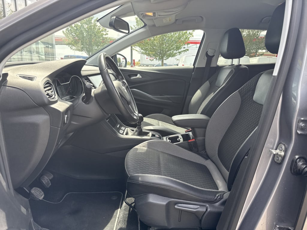 Opel Grandland X 1.2 turbo innovation | dealer oh | trekhaak | keyless | pd