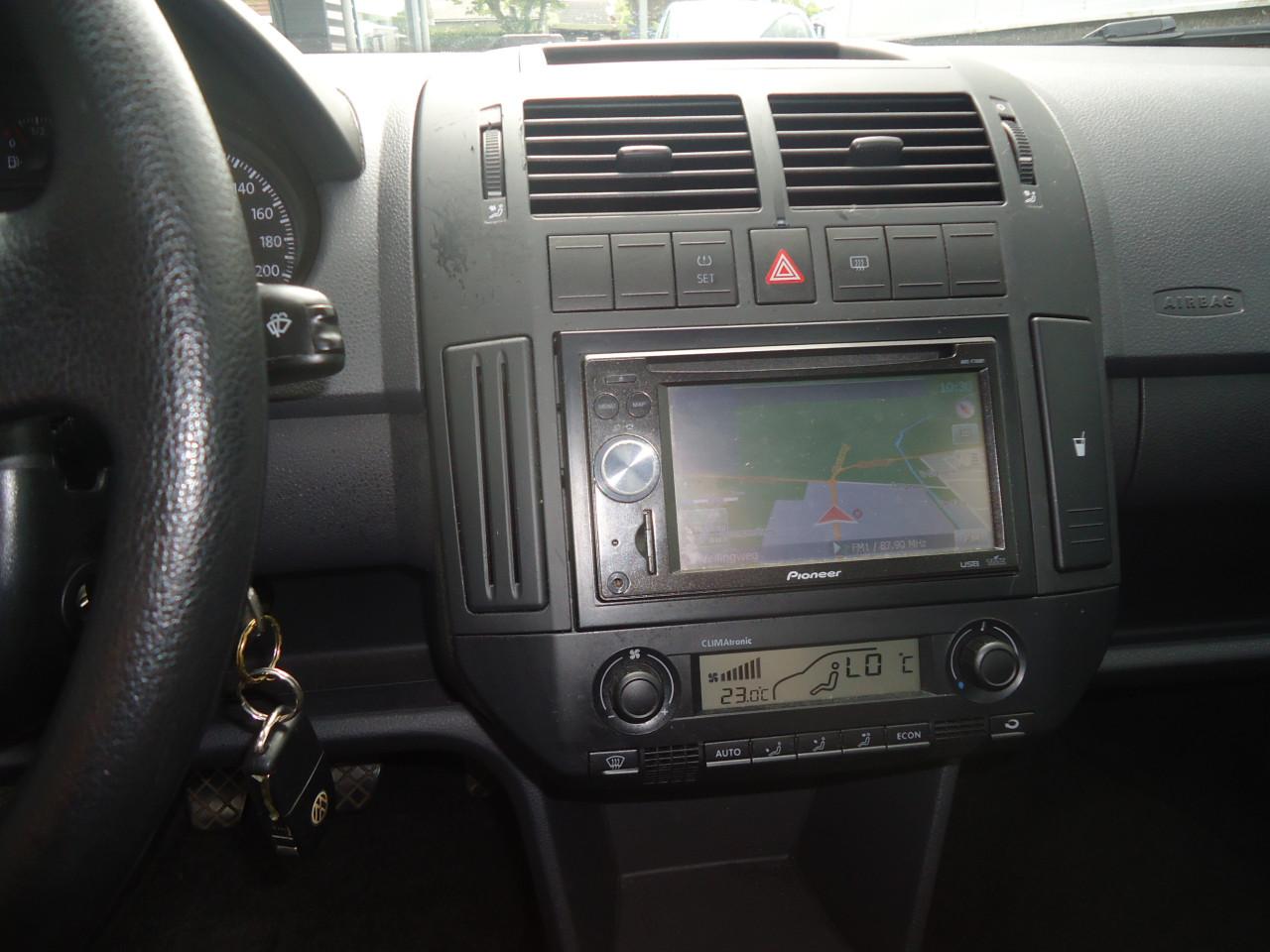 VOLKSWAGEN POLO 14-16V 3DRS COMFORTLINE
