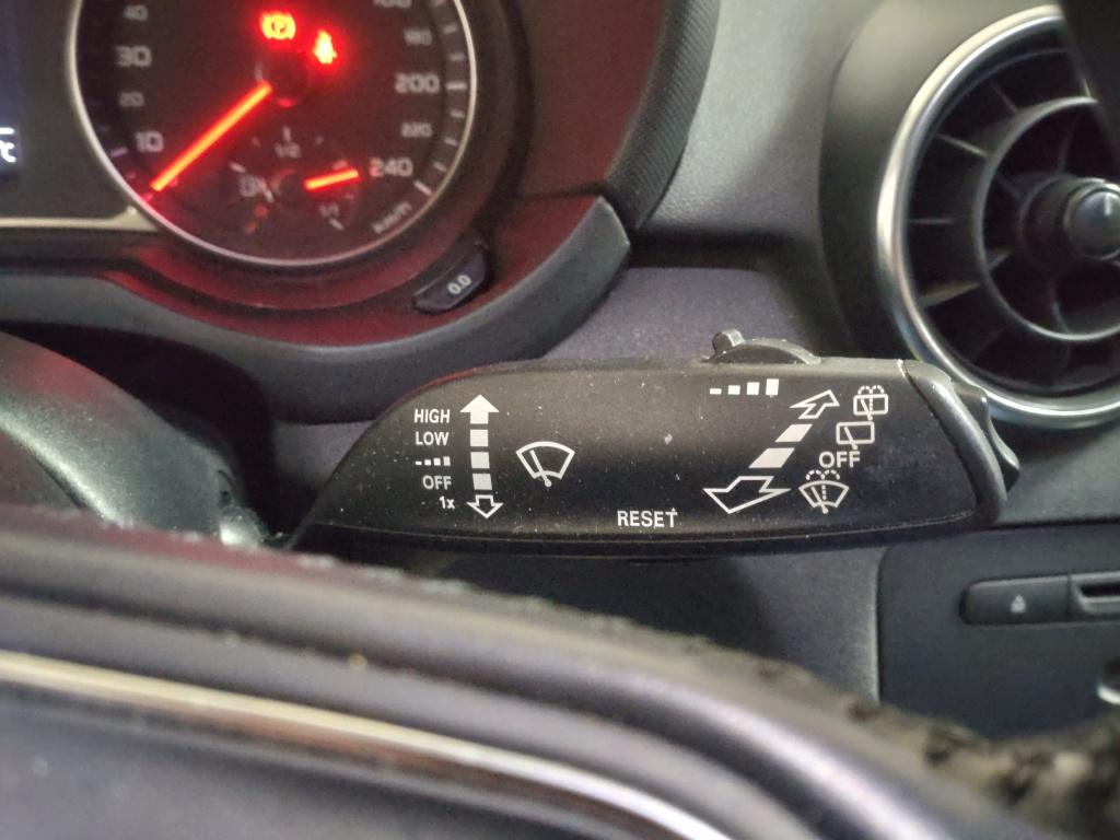 Audi A1 Sportback 1.4 tfsi attraction proline 5-drs