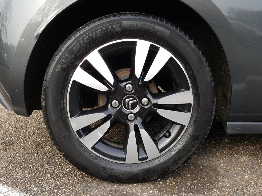 Citroen DS3 cabrio 1.2 vti 82pk so chic | cruise control | parkeersensoren 