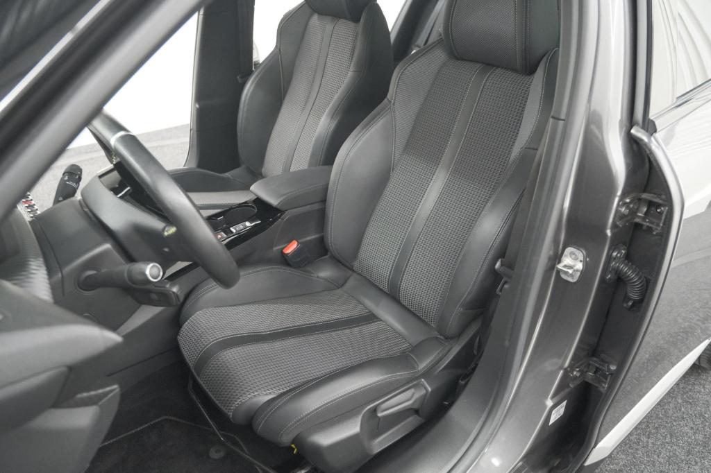 Peugeot 2008 puretech 130 gt | panoramadak | afneembare trekhaak | adaptiev