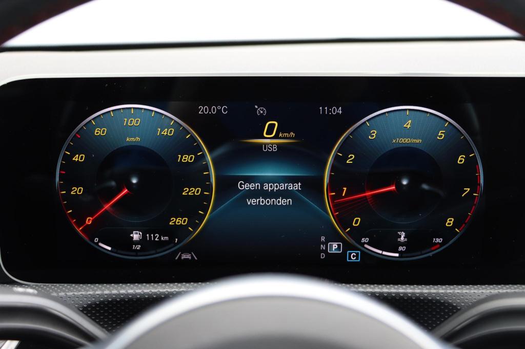 Mercedes-Benz A-Klasse 180 business solution amg 136pk automaat