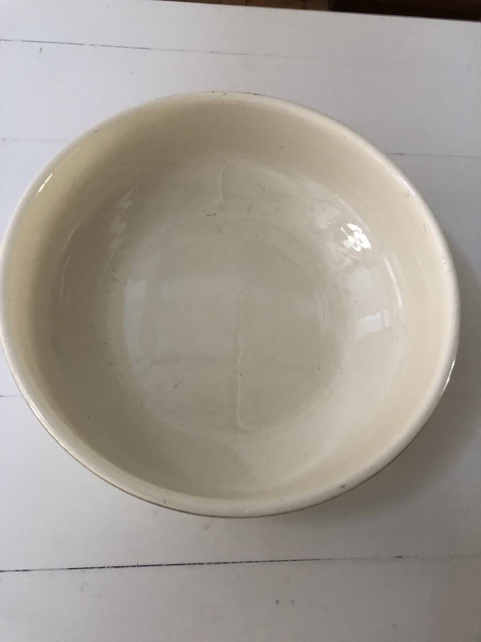 Mooie oude brocante lampet schaal met bloemenrand
