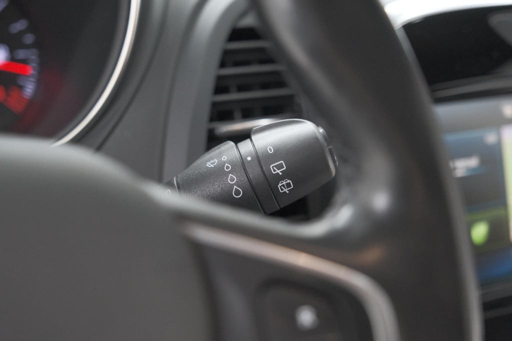 Renault Captur tce 150 edc intens | trekhaak | camera | dodehoekdetectie | 