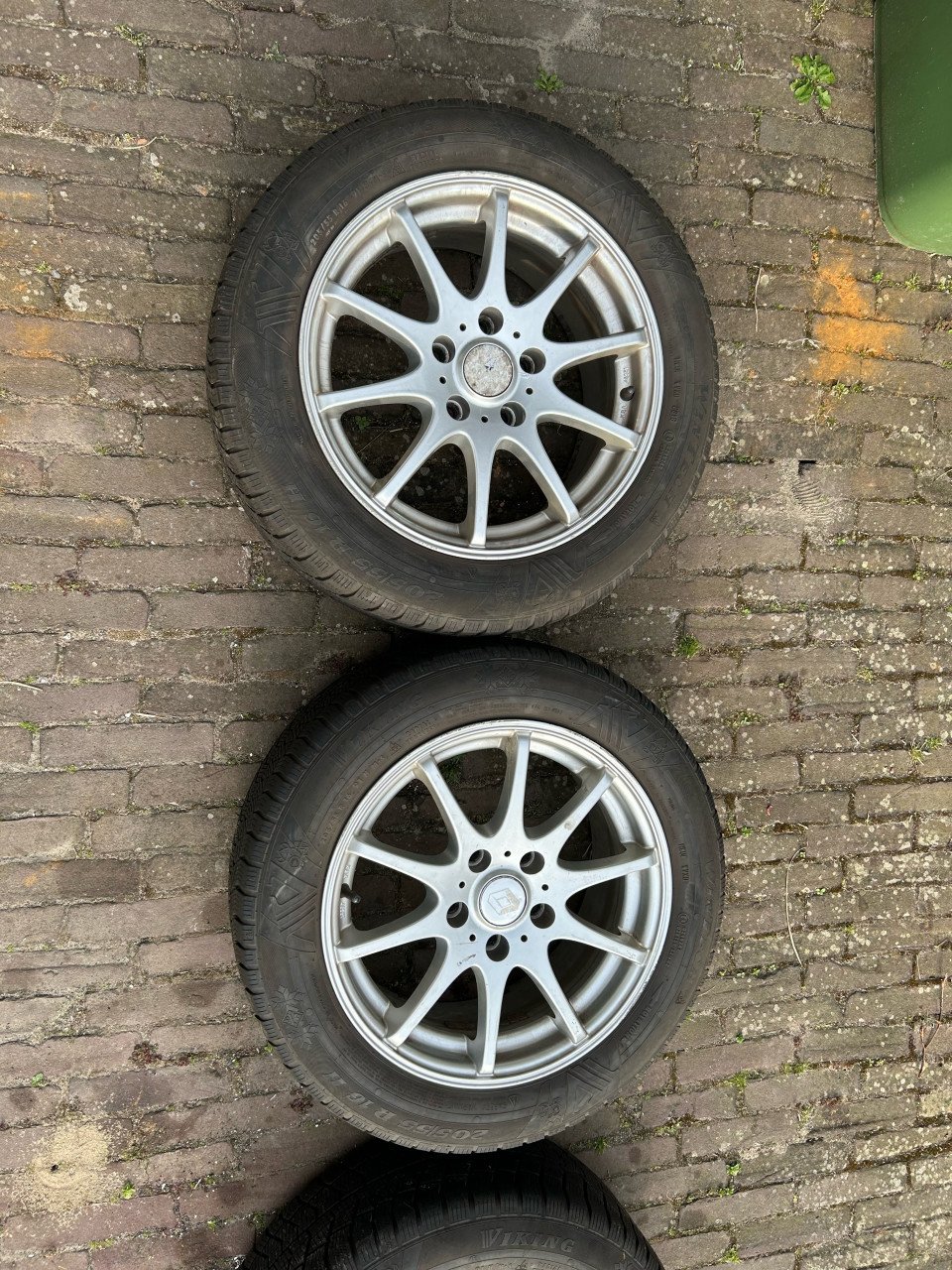 16 inch velgen met goede banden 5x114.3