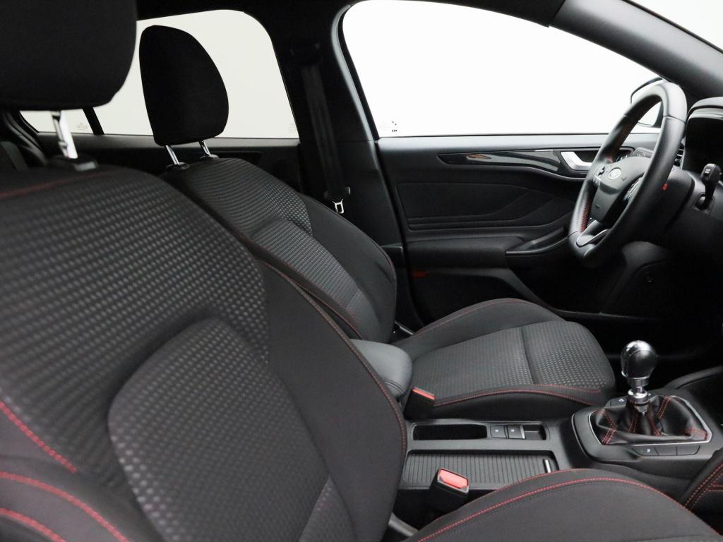 Ford Focus wagon 1.0 ecoboost hybrid st line x business | lmv | parkeer sen