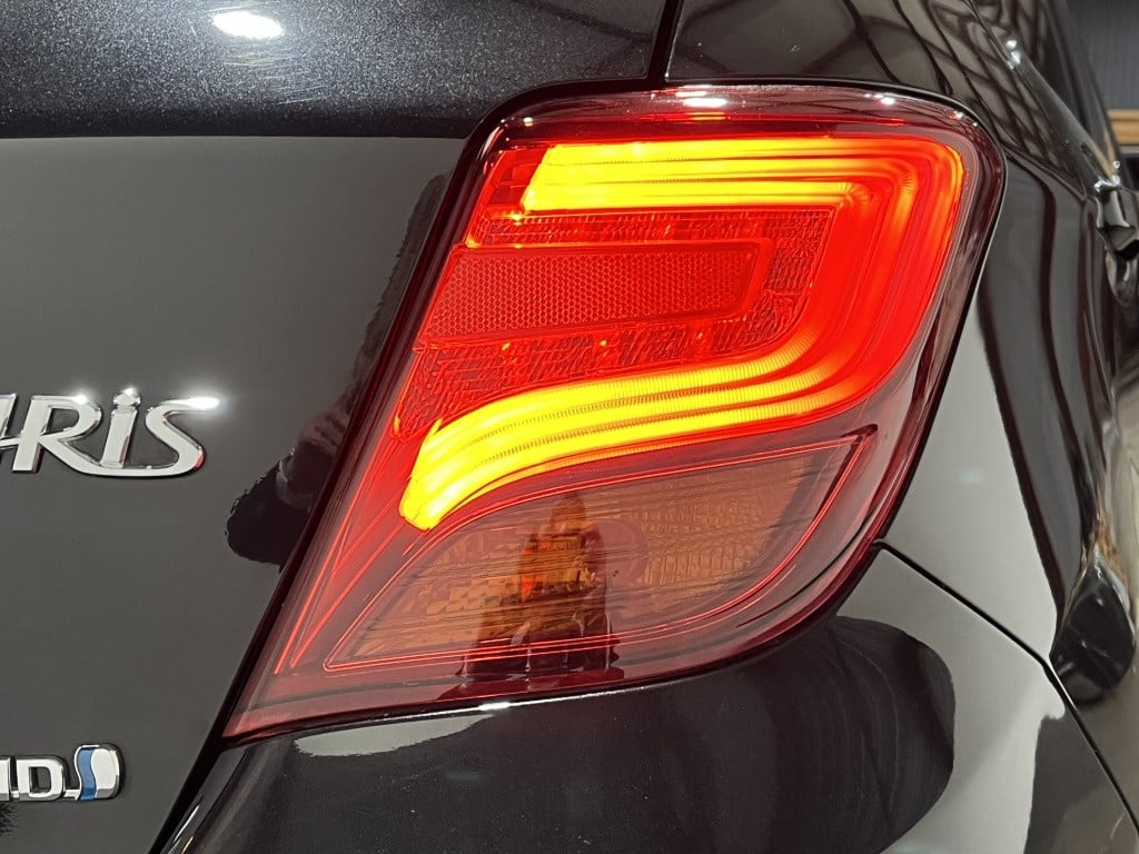 Toyota Yaris 1.5 hybrid dynamic | navi | panodak | camera |