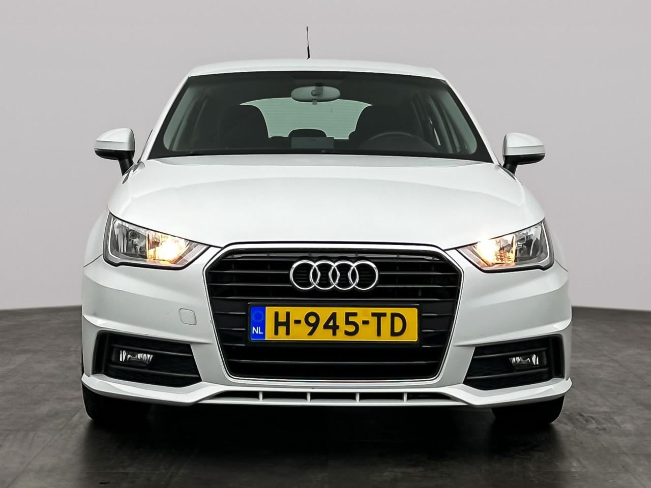 Audi A1 Sportback 1.0 TFSI | S-Line | Navi | Cruise Control
