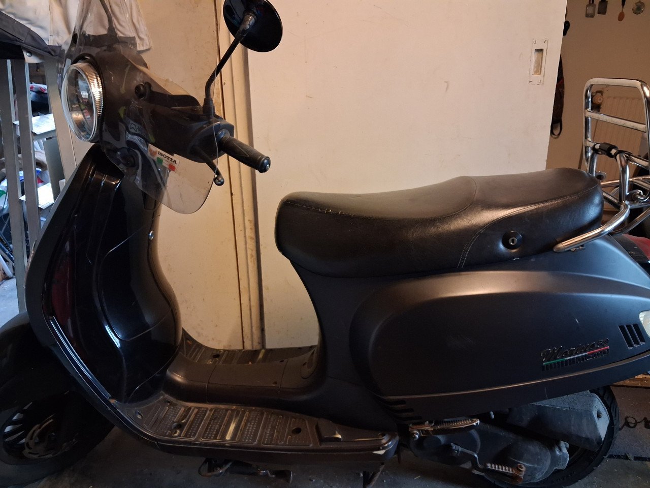 Scooter met WOK