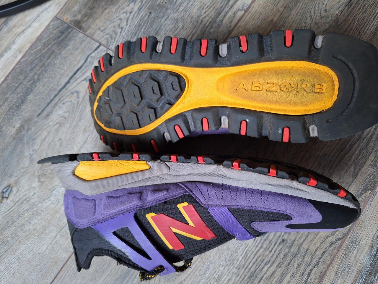 Sneakers