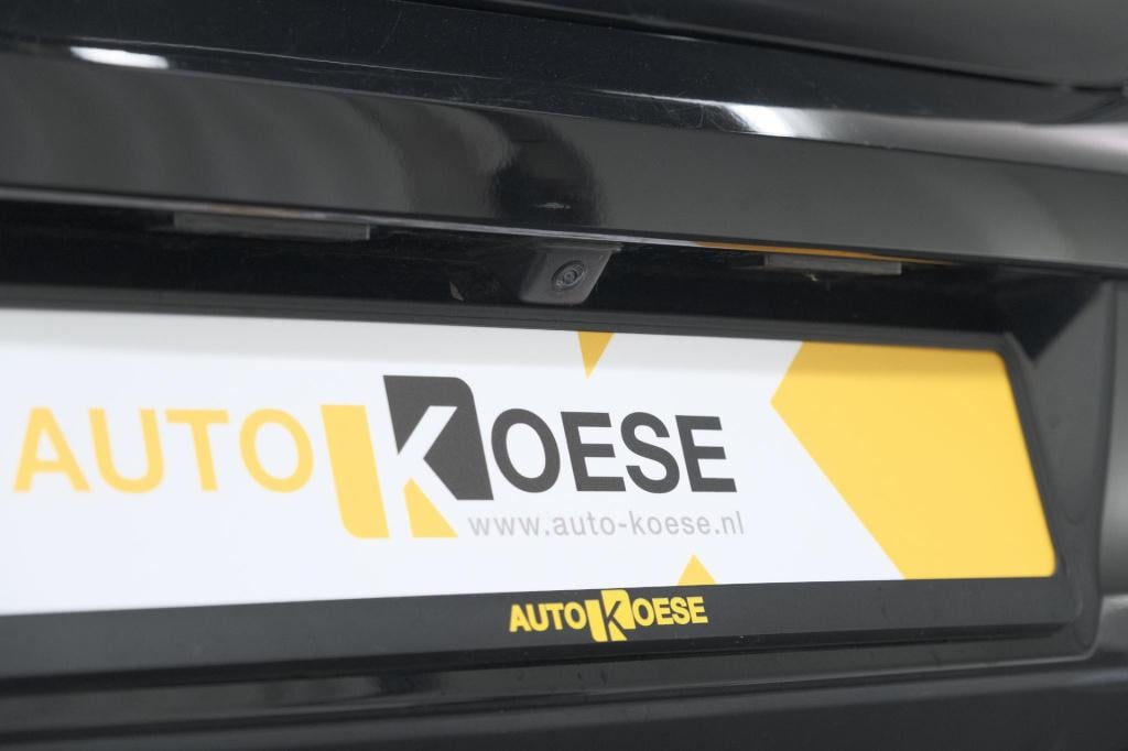 Peugeot 208 puretech 100 eat8 allure pack | keyless | camera | navigatie | 