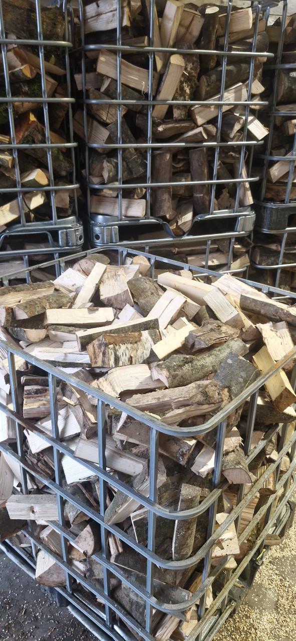 DROOG Haardhout, Eik, Beuk, Es mix! Lengte 30cm, gezaagd, gekliefd!