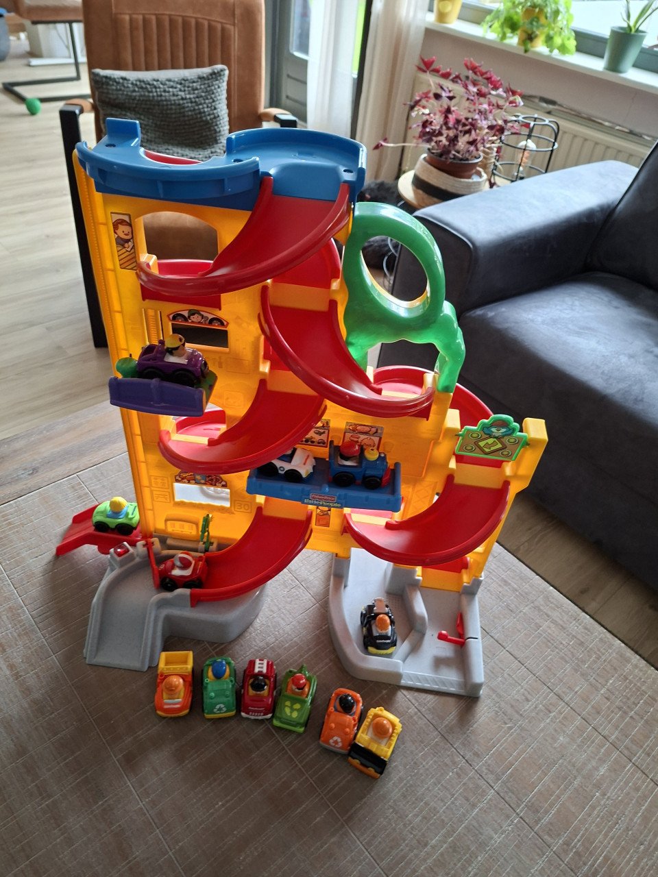 My little people garage