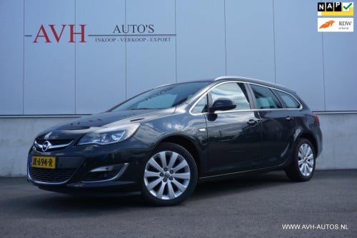Opel Astra sports tourer 1.4 turbo sport +
