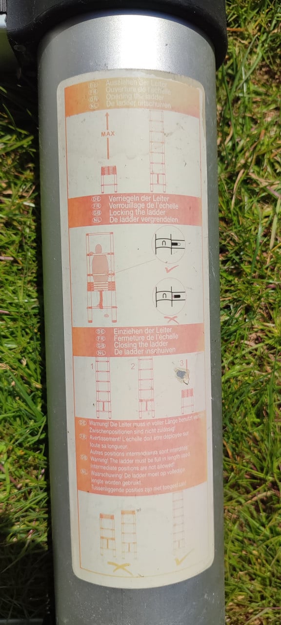 Telescoopladder 3,88m - ingeklapt 120cm x 48 cm