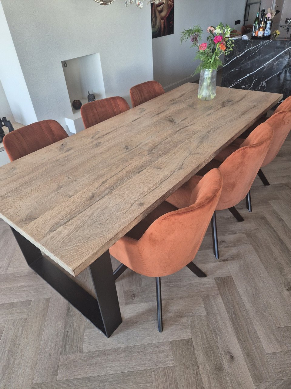 Eettafel / gebakken eiken /zwart metalen onderstel / 240x100x74 cm