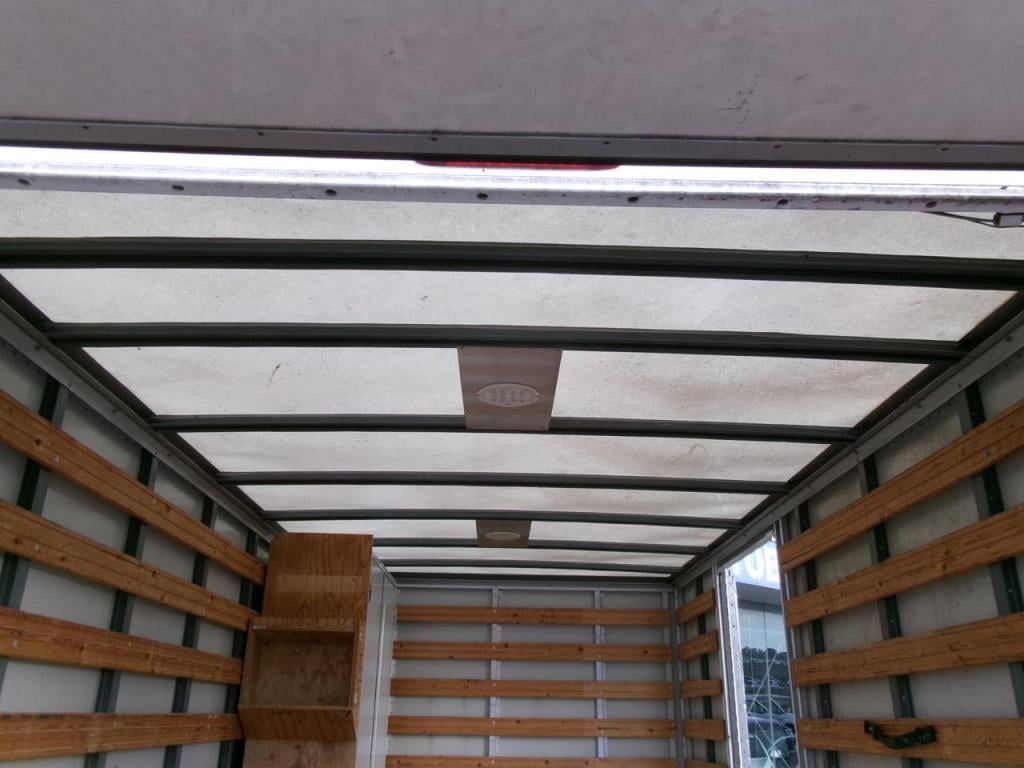 Iveco Daily 35c13 3-zits bakwagen + laadklep euro-5