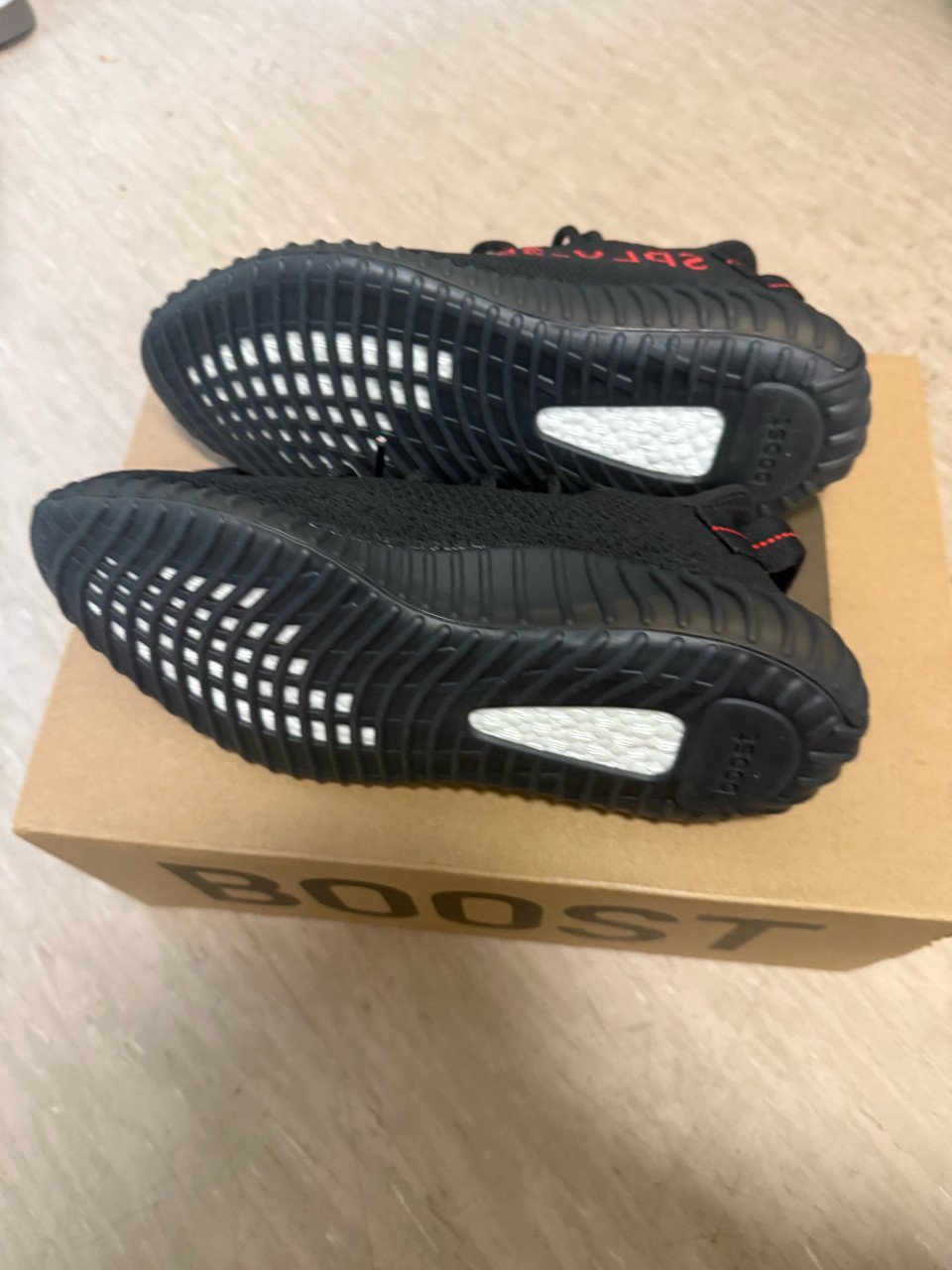 Adidas yeezy boost 350 v2 bred maat 39 1/3