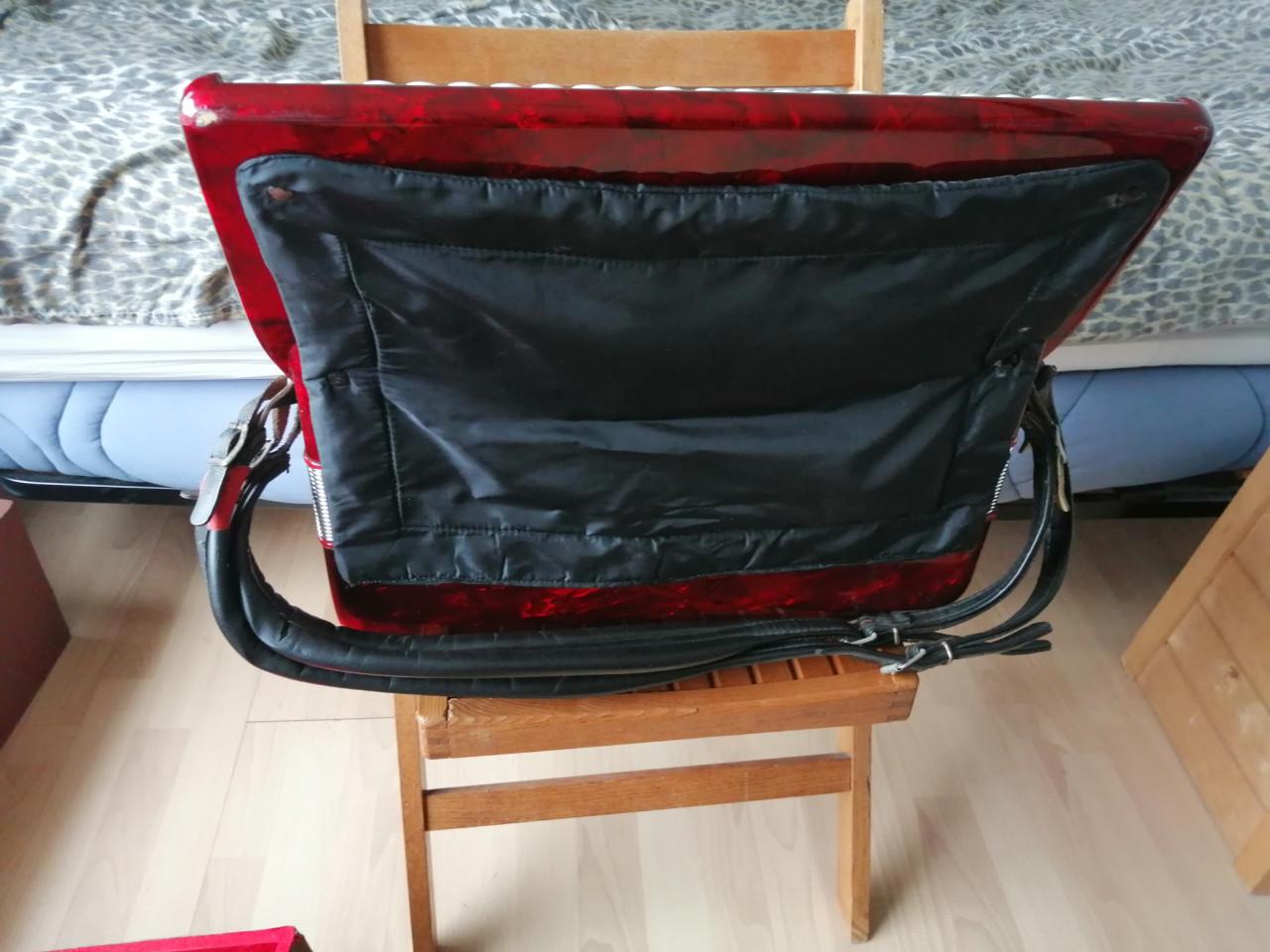 Mariucci 120 bas accordeon