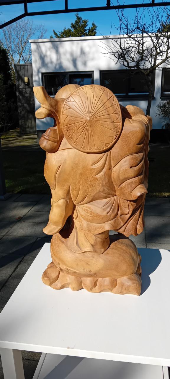 Massief houten staande boeddha uit bali