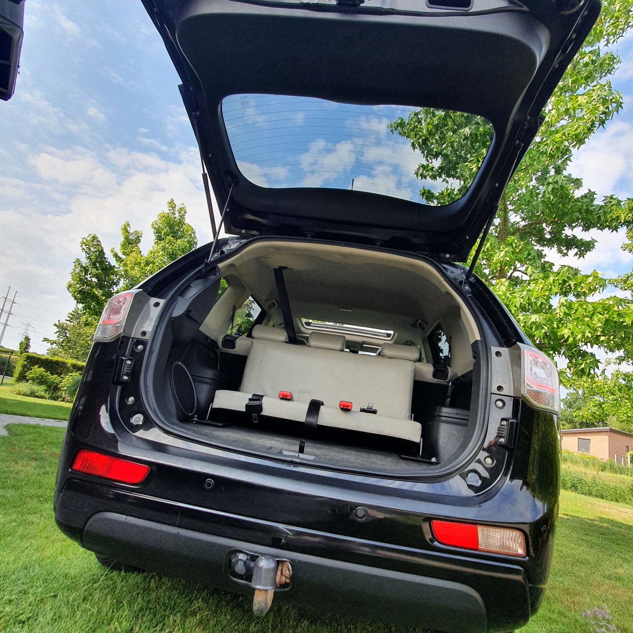 Mitsubishi Outlander Phev 7 zitter 4WD 7 persoons!