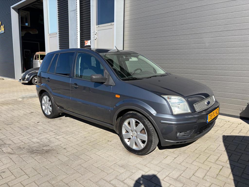 Ford Fusion 1.6-16v futura/174.000 nap/nwe koppeling/trekhaak/lichtmetaal/