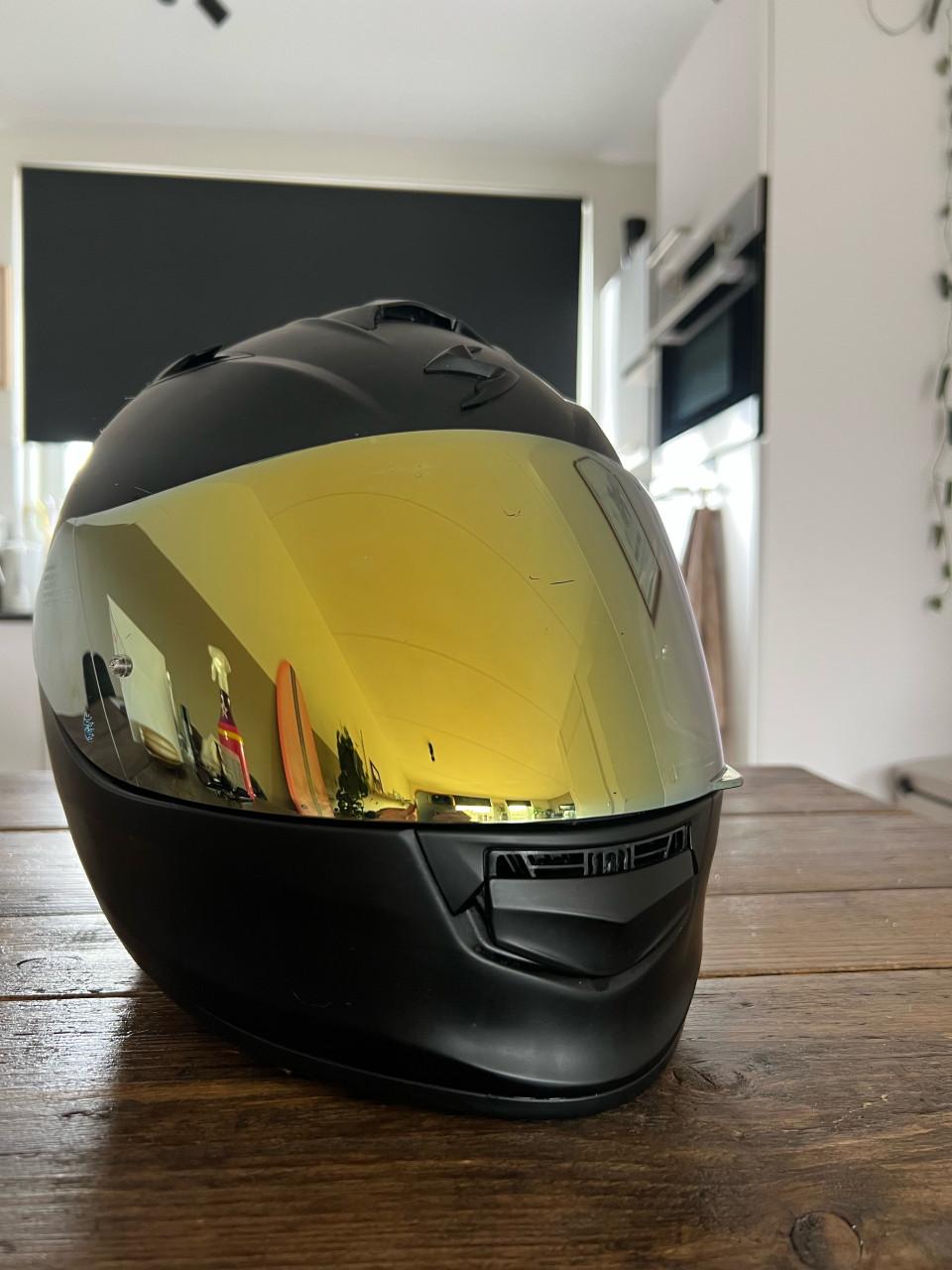 Scorpion exo-491 helm L