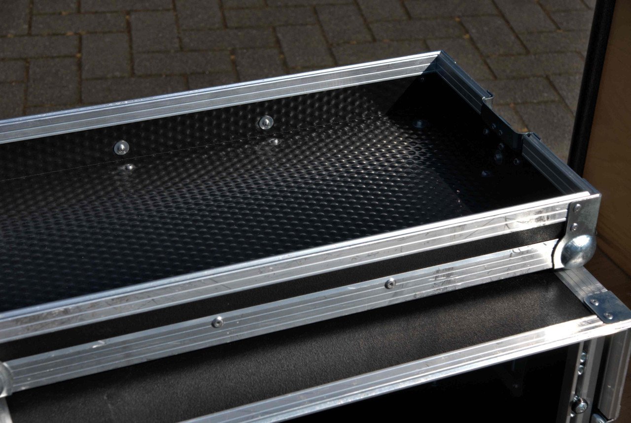 Te koop 19" flightcase
