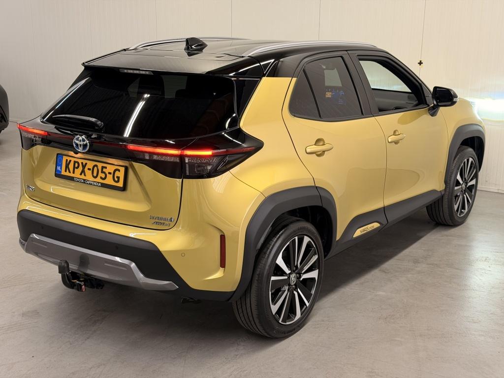 Toyota Yaris Cross 1.5 hybrid launch edition| jbl |hud| awd| stoelverw+stuu