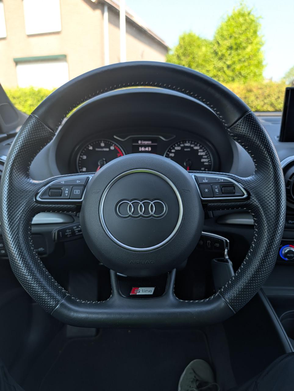 Audi A3 Sportback 1.2 TFSI Ambition S line | Navi | Xenon | Stoelverwarming