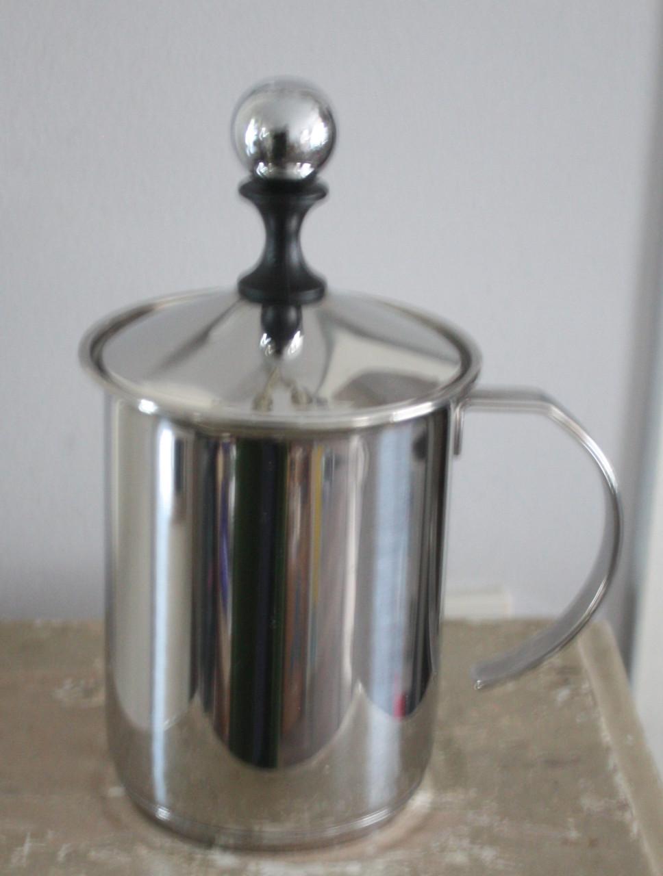 Frabosk cappuccino creamer,