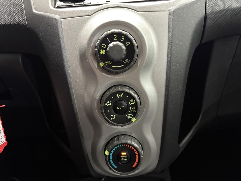 Toyota Yaris 1.3 vvti executive